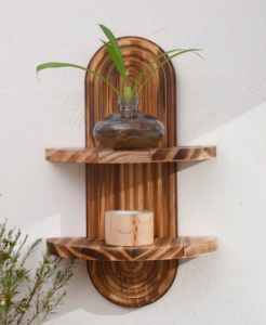 Schluss mit leeren Wänden: Verwandeln Sie Ihre Räume mit den Wandtextilien von SHEIN