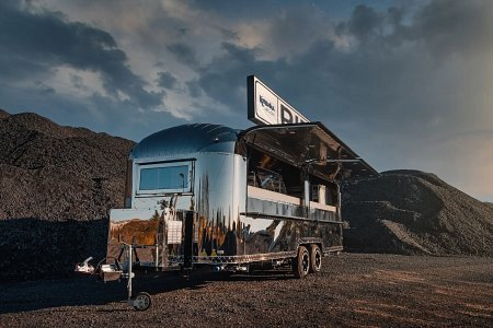 Über den Durchschnitt hinaus: Die Premium-Strategie für die mobile Gastronomie und die Eventbranche. Über den Durchschnitt hinaus: Die Premium-Strategie für die mobile Gastronomie und die Eventbranche.